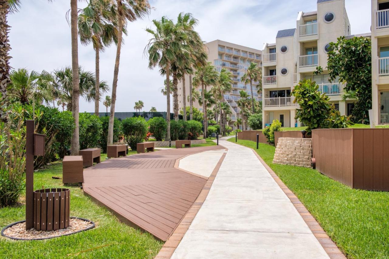 The Ocean Waves Are Calling! Relaxing Setting With Pool View In Beachfront Resort South Padre Island Exterior photo