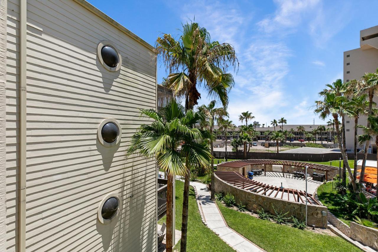 The Ocean Waves Are Calling! Relaxing Setting With Pool View In Beachfront Resort South Padre Island Exterior photo